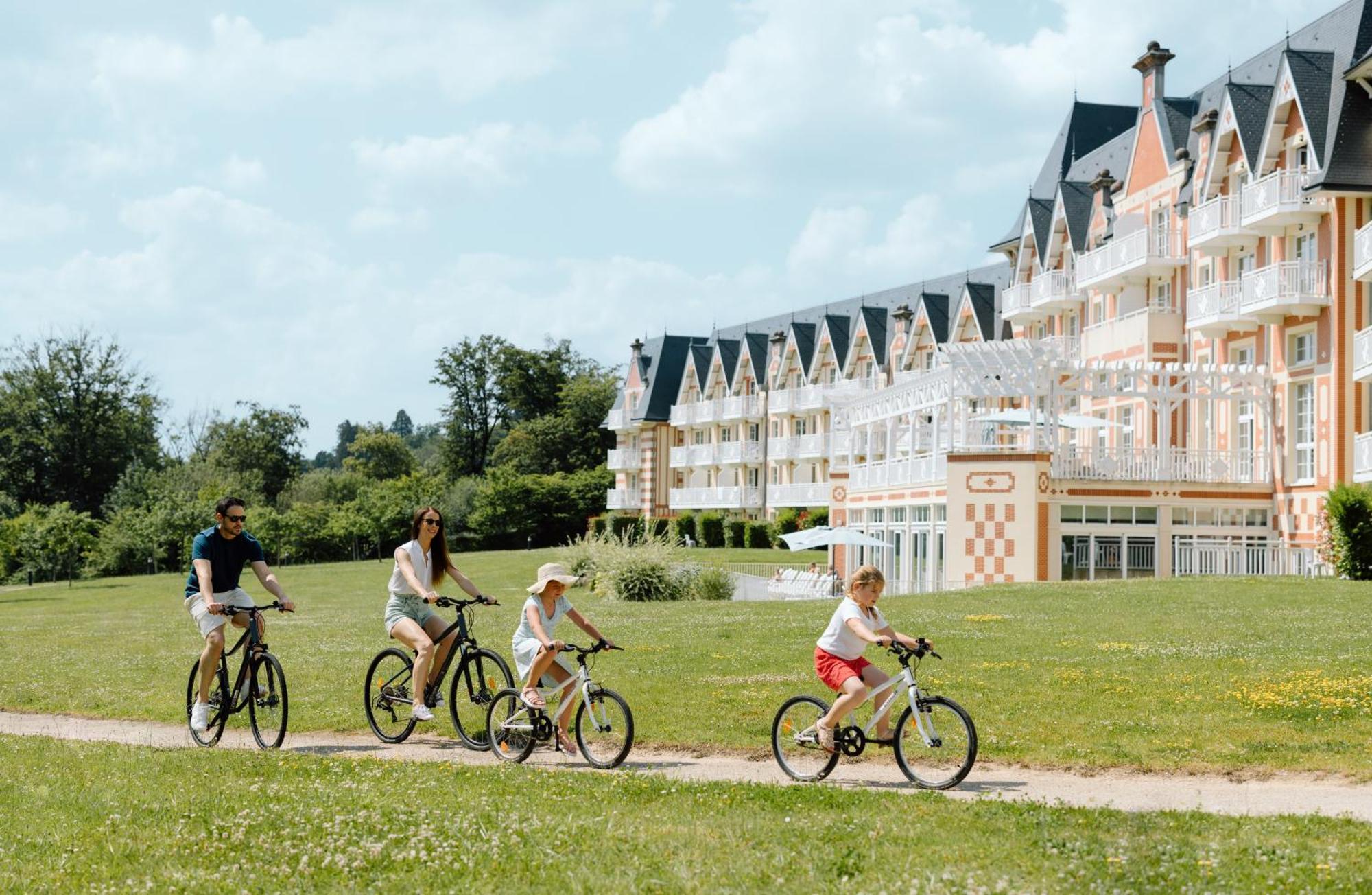 Residence B'O Cottage - B'O Resort Thermal & Spa Bagnoles de l'Orne Normandie Exteriör bild